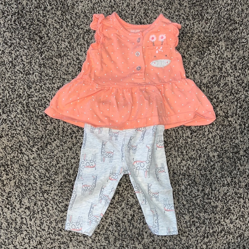 Giraffe Outfit